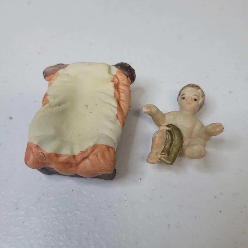 Ceramic Nativity‎ Wooden Moss Manger Religious Scene Handmade Vintage Mixed Race